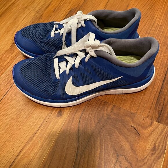 Men\'s Nike Free Run Shoes Size 11 main image 4